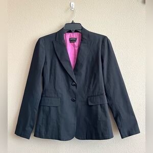 Womyn Black Blazer Magenta Lining